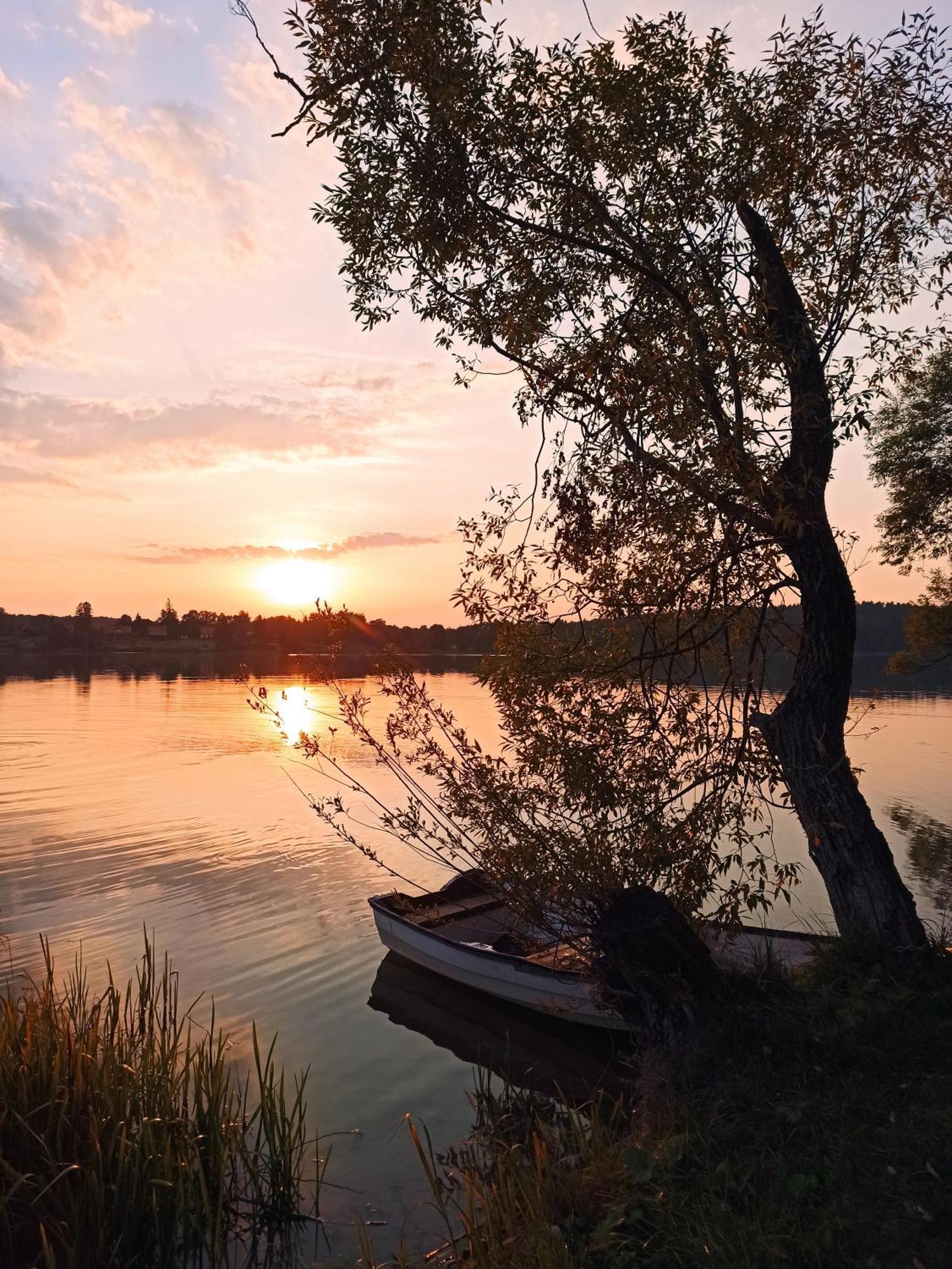 Mazurska Lesniczowka Nowy Zyzdroj Panzió Kültér fotó